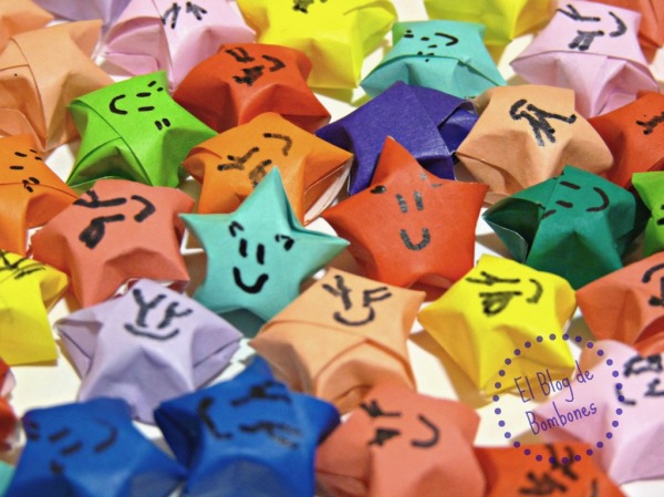 Estrellas de la suerte de origami 